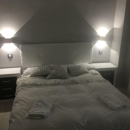 Apartamento Ausonio Mérida Esterno foto