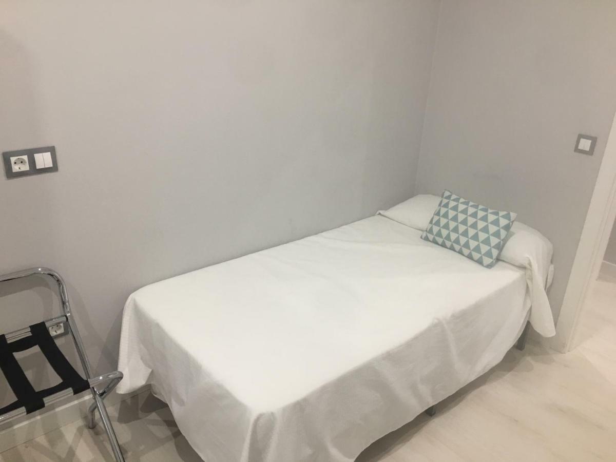 Apartamento Ausonio Mérida Esterno foto