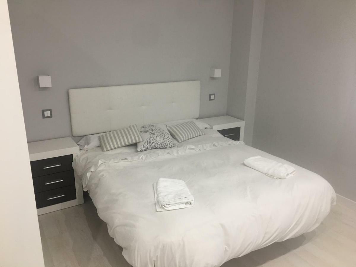 Apartamento Ausonio Mérida Esterno foto
