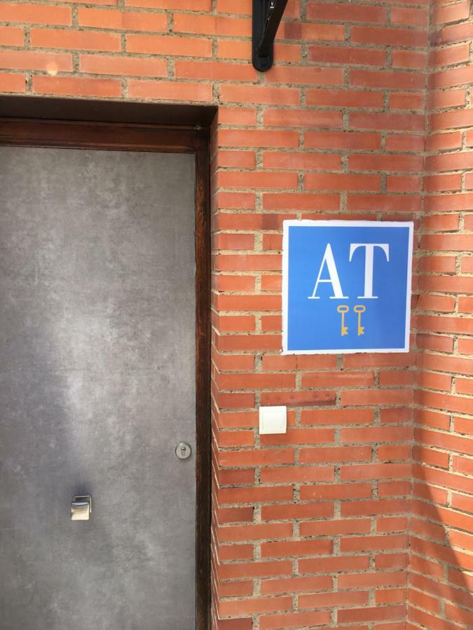 Apartamento Ausonio Mérida Esterno foto